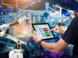 GettyImages-1171902434_EcoStruxure_Automation_Expert-scaled(ENT