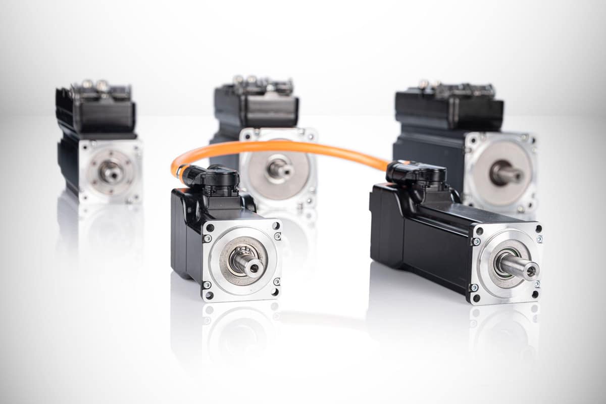 BnR-PR-21007-B&R-Compacte-ACOPOSmotor-minimaliseert-de-voetafdruk-van-de-machine