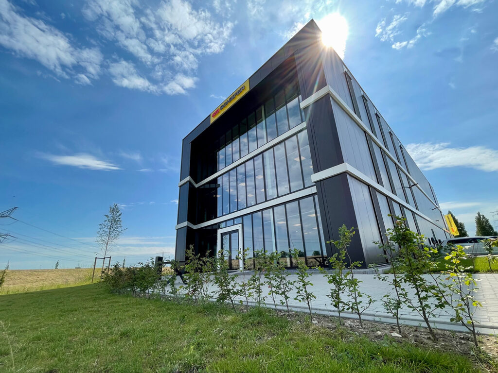 Nieuw kantoor met Training & Experience Center SSI SCHÄFER Nederland ‘Groots’ geopend