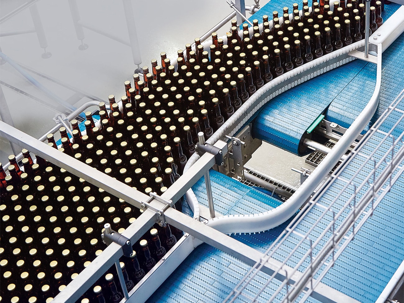 NORD-conveyor-belts-beverage-industry_web-rgb