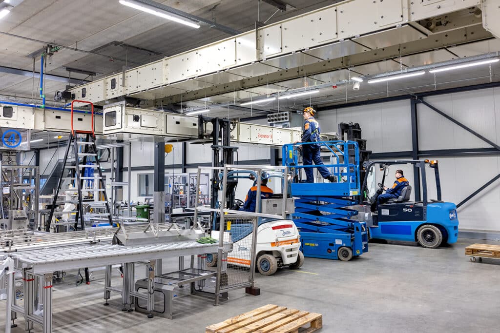Een partner voor complete fabrieksverhuizing 3