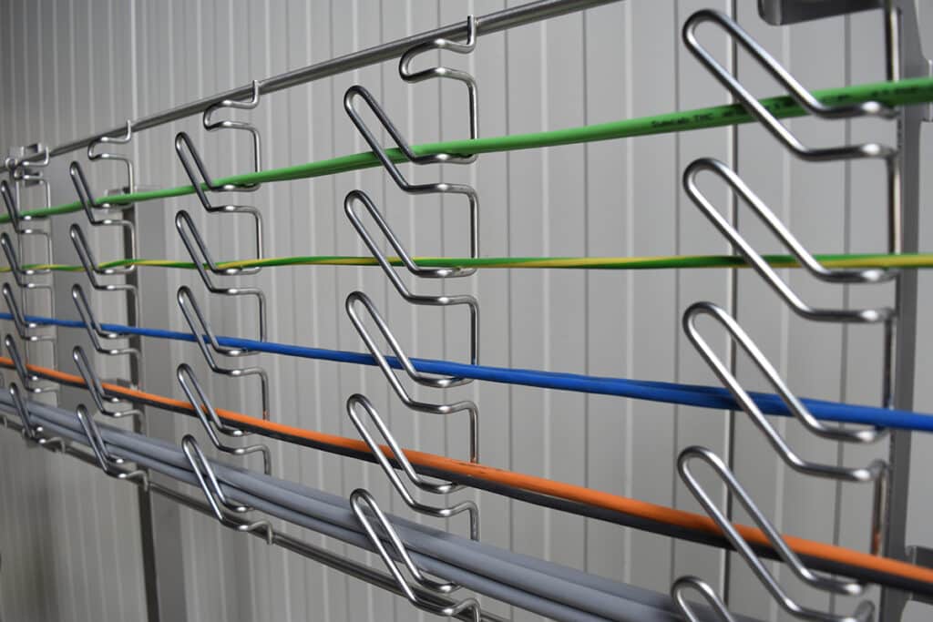 Voedselveilige montage van kabelgoten en kabelladders 3