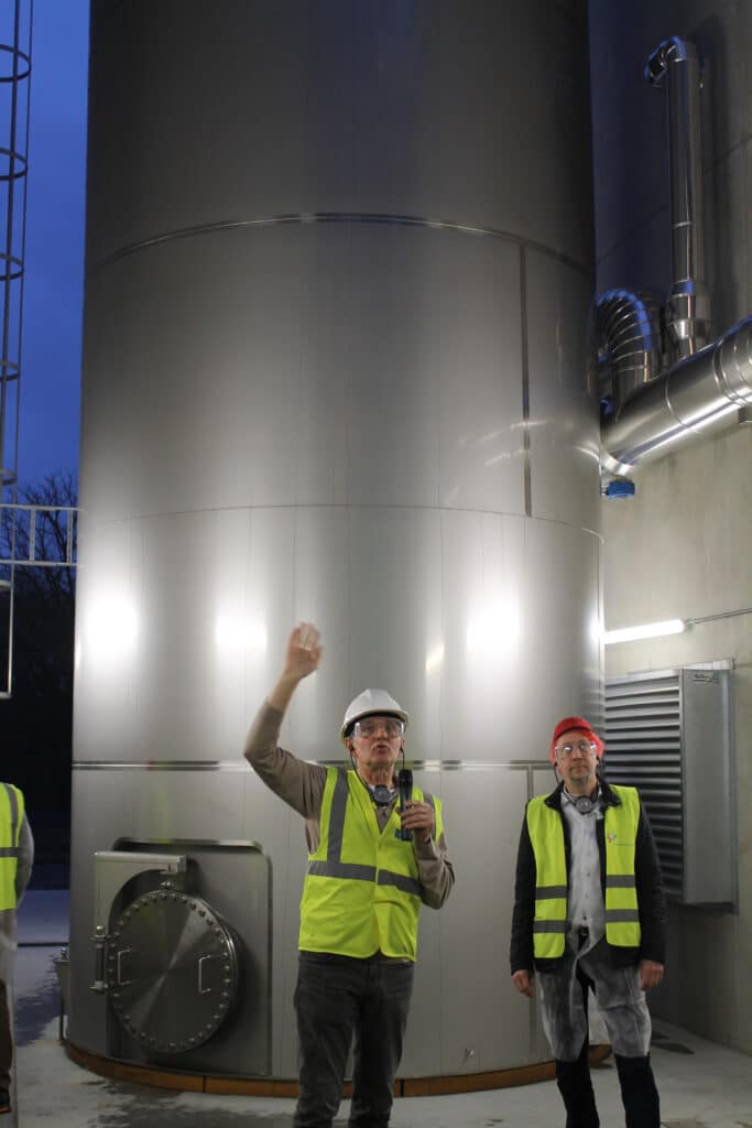 FrieslandCampina Lummen neemt nieuwe ijswaterinstallatie in gebruik 2