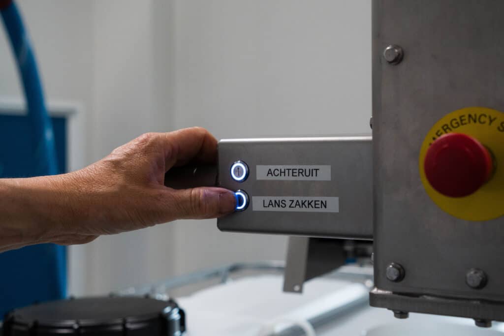 Continuïteit verzekerd dankzij nieuwe afvullijn voor olie 3